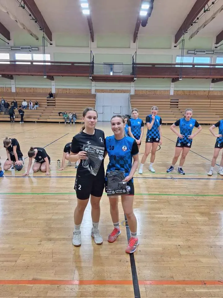 Fotografija uz članak „DVORANSKI SPORTOVI Prvi bodovi rukometaša, odbojkašice poražene“