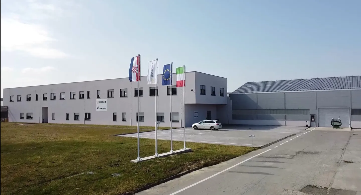 Fotografija uz članak „(PROMO) PROJEKT „LIPIK GLAS D.O.O. - POVEĆANJE KONKURENTNOSTI I ENERGETSKE UČINKOVITOSTI" Svrha projekta smanjenje potrošnje energije i ušteda“