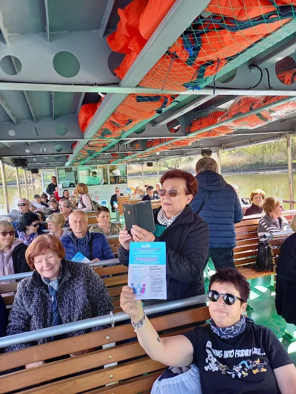 Fotografija uz članak „(PROMO) "ZAJEDNO U DRUGU MLADOST" Pedesetak umirovljenika uživalo na izletu u Kopačkom ritu“