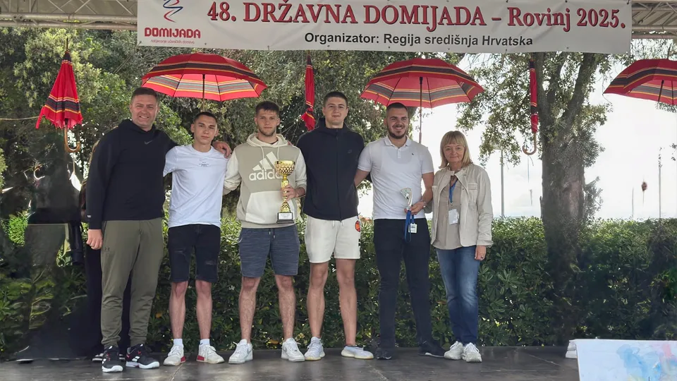 Fotografija uz članak „DRŽAVNA DOMIJADA Pakračani prvi u muškom i ženskom badmintonu, plesu i industrijskom dizajnu“