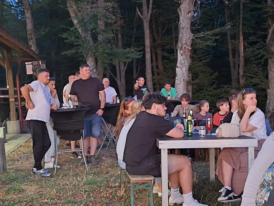 Fotografija uz članak „„SUTON PAMETI NA OMANOVCU“ Okupio 23 ekipe, pobjeda „Daruvarskim susretima““
