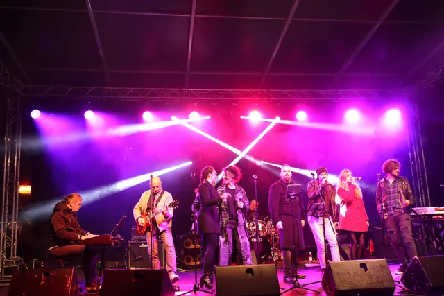 koncert a strana