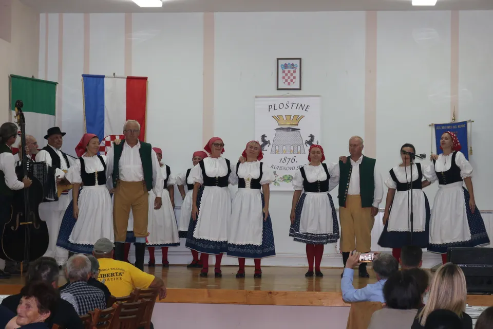 Ploštine Beseda