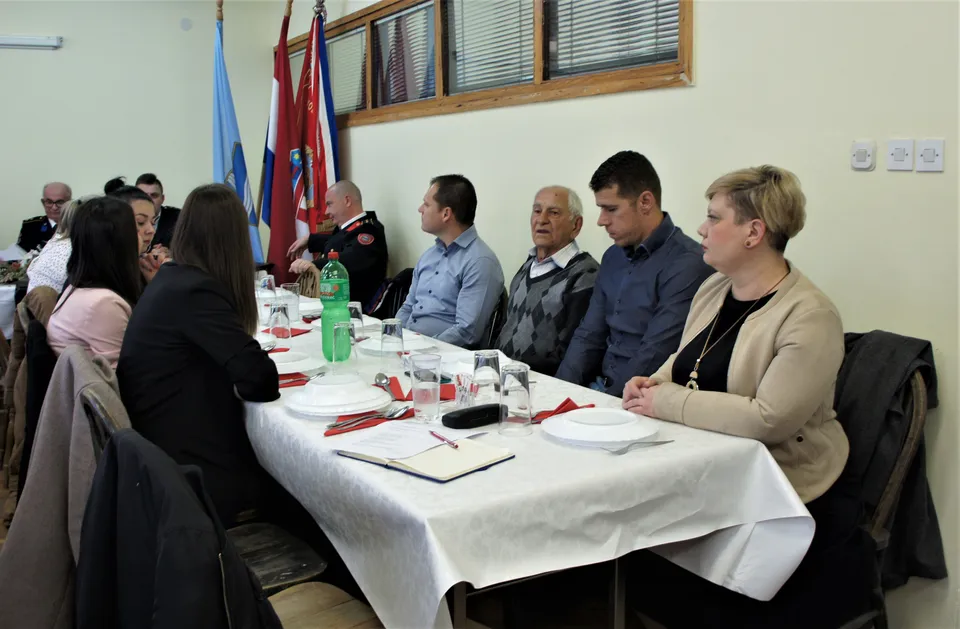 GOSTI GRAD