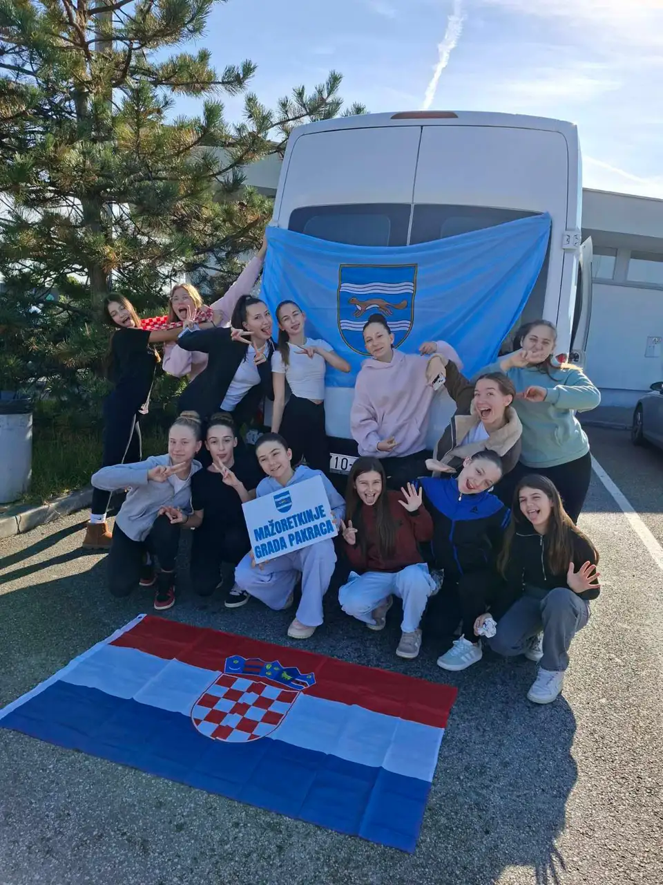 Fotografija uz članak „Pakračke mažoretkinje srebrne na Europskom kupu u Poreču“