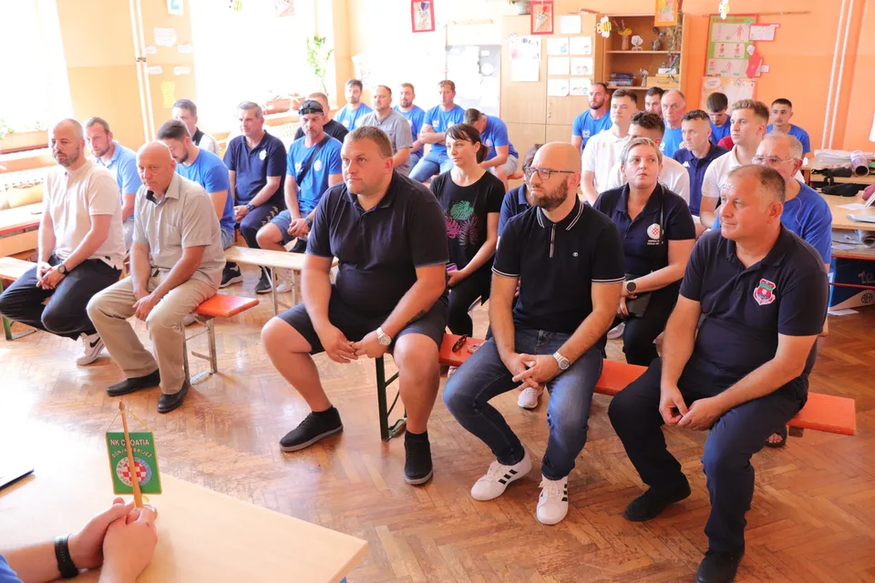 Fotografija uz članak „50 GODINA NK CROATIA DONJA OBRIJEŽ Gdje je dobro zajedništvo, provod je još bolji“