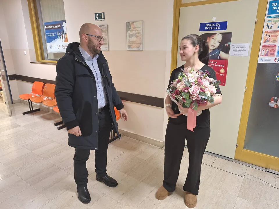 Fotografija uz članak „PRVA PAKRAČKA BEBA U 2026. Rita razveselila obitelj Sabo iz Tornja“