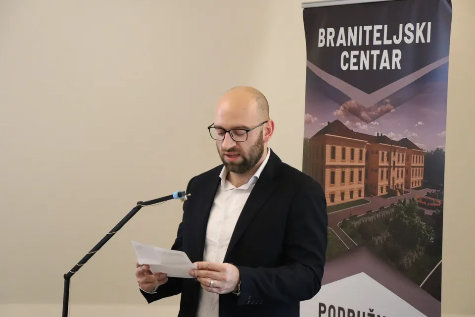 Fotografija uz članak „MEDICINARI U DOMOVINSKOM RATU Pakračka evakuacija psihijatrije je učionica humanosti“
