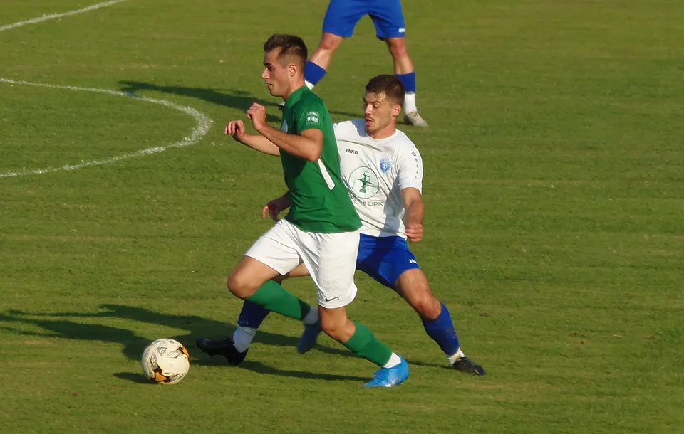 Fotografija uz članak „MŽNL: DERBI HAJDUKA I LIPIKA Remijem svi zadovoljni“