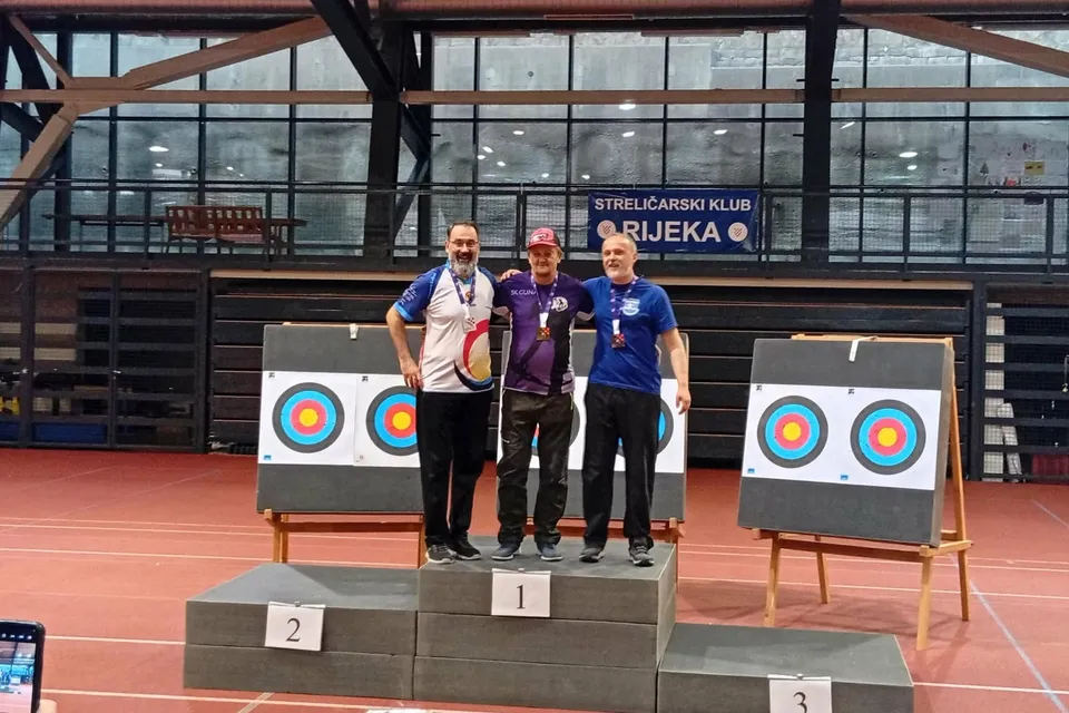 Fotografija uz članak „STRELIČARSKI KLUB KUNA Iz Rijeke se vratili s 5 medalja“