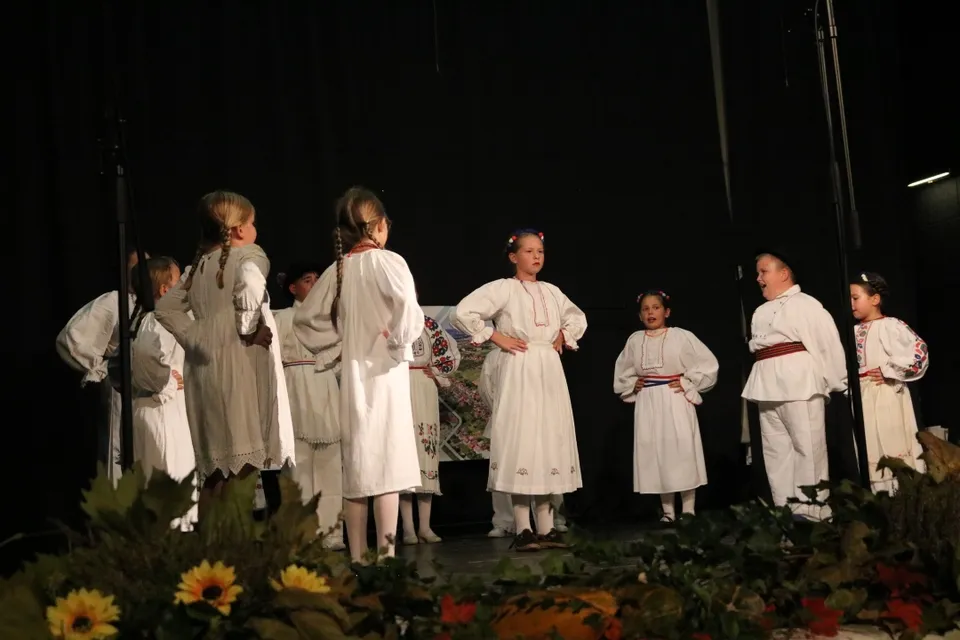 Fotografija uz članak „13. SMOTRA FOLKLORA "PAKRAČKO LJETO" Kulturna baština koja spaja sve generacije“