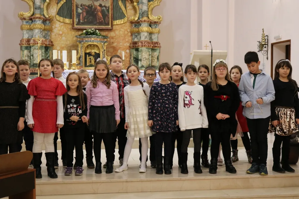 božični koncert najava