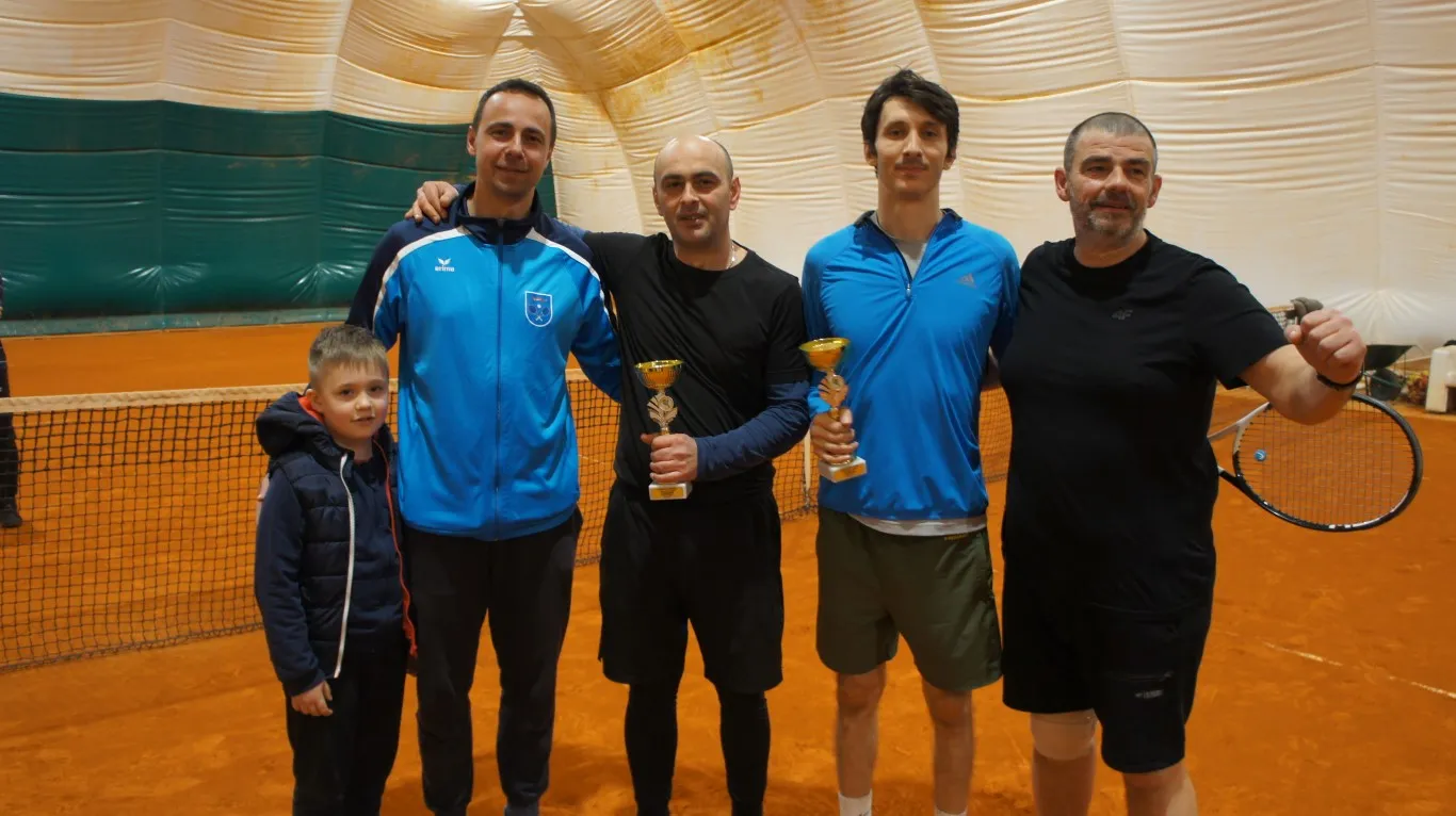 tenis parovi naslovna 2024