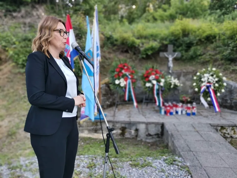 Fotografija uz članak „KOMEMORACIJA VLADI LAUČANU: 30. obljetnica mučkog ubojstva hrvatskog heroja“