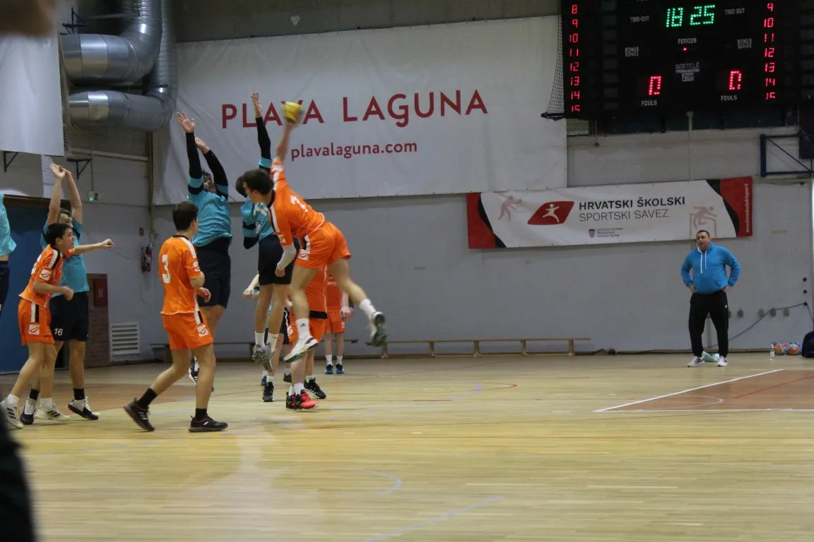 U 13 LiPa igra