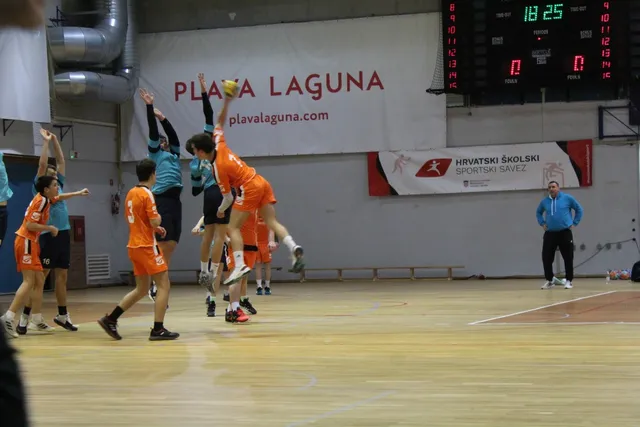 U 13 LiPa igra