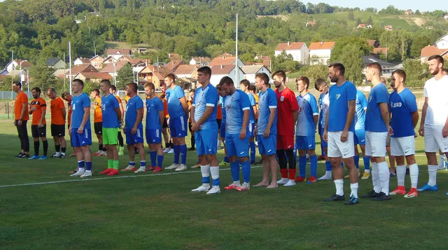 Fotografija uz članak „MEMORIJALNI TURNIR U PAKRACU Hajduk i Moslavina u finalu“