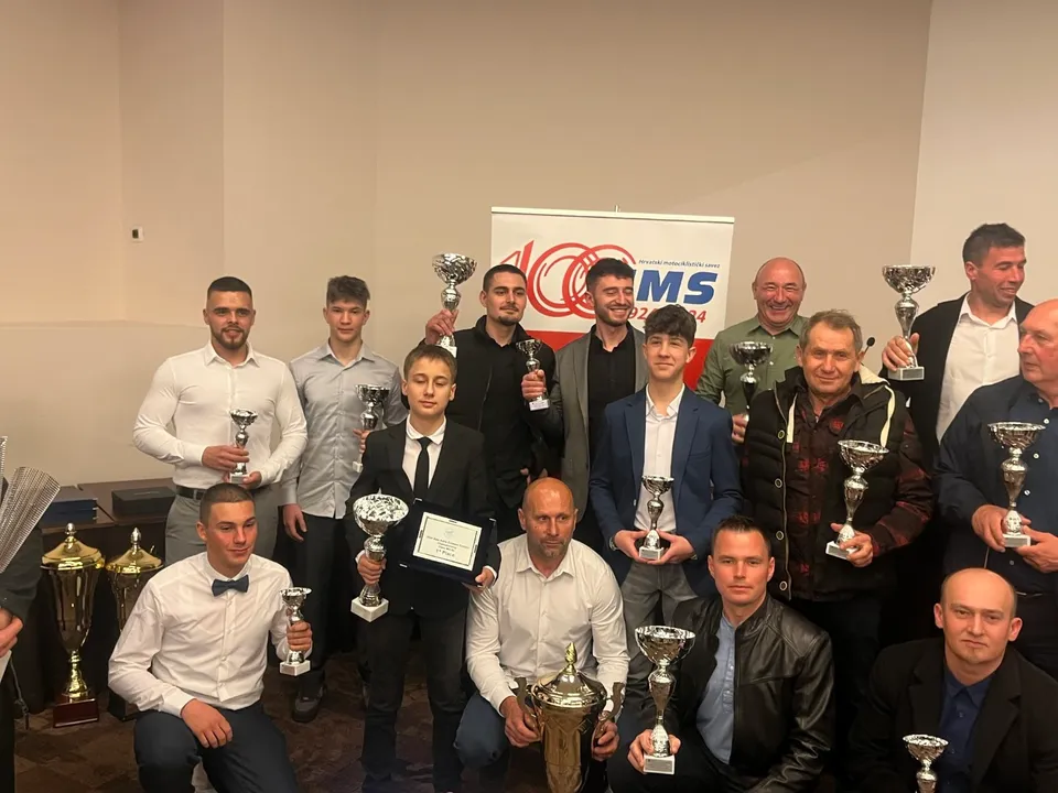 Fotografija uz članak „PRVAK HRVATSKE Stefanu Lenčeu Štefu uručena priznanja za sjajnu sezonu u 2024. godini“