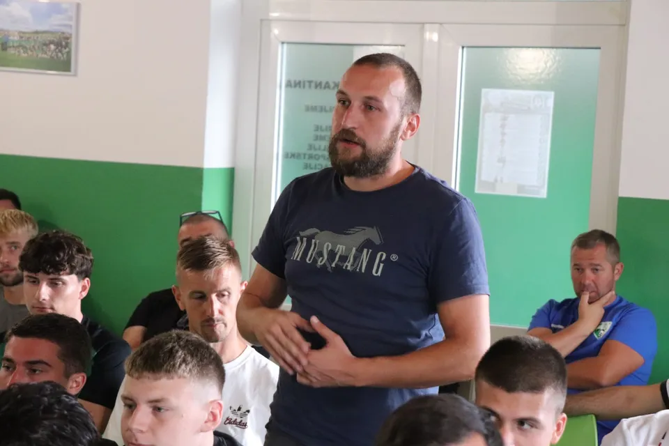Fotografija uz članak „IZBORNA SKUPŠTINA HAJDUKA Robert Matijašević novi predsjednik“