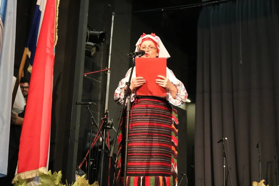 Fotografija uz članak „13. SMOTRA FOLKLORA "PAKRAČKO LJETO" Kulturna baština koja spaja sve generacije“