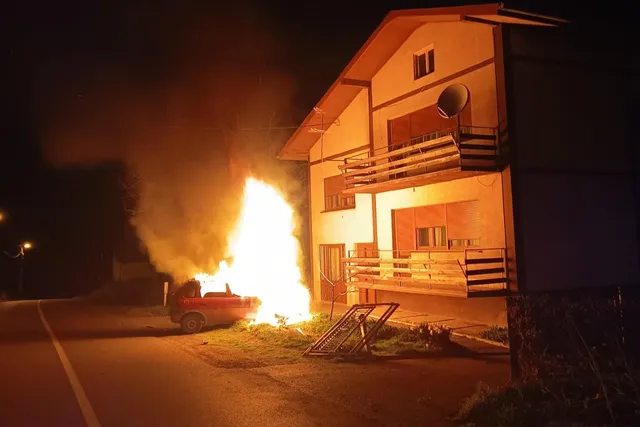 auto prekopakra naslovna