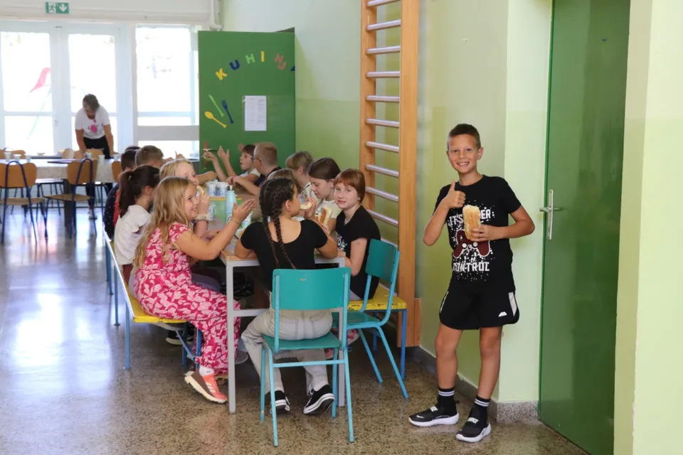 Fotografija uz članak „PRVI DAN ŠKOLE Za 83 prvašića otkucali vrtićki dani“
