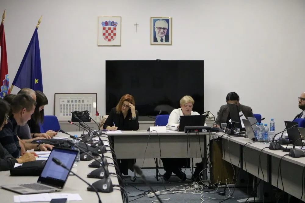 Fotografija uz članak „GRADSKO VIJEĆE PAKRACA Otvaranja područnog odjela glazbene škole do problema Poduzetničkog centra“