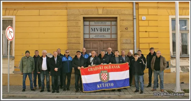 Fotografija uz članak „Kutjevački branitelji posjetili Muzej vojne i ratne povijesti u Pakracu“