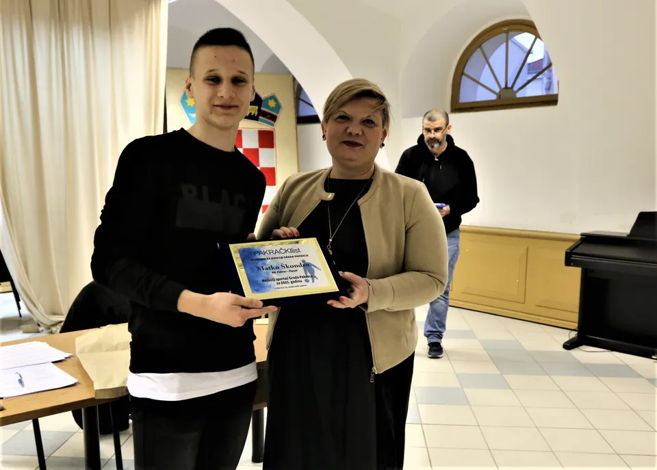 M Škondro Ana