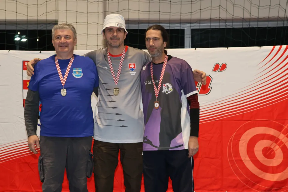 Fotografija uz članak „STRELIČARSTVO Zlatom i srebrom sa stilom zaključili posljednji turnir 2025. godine“