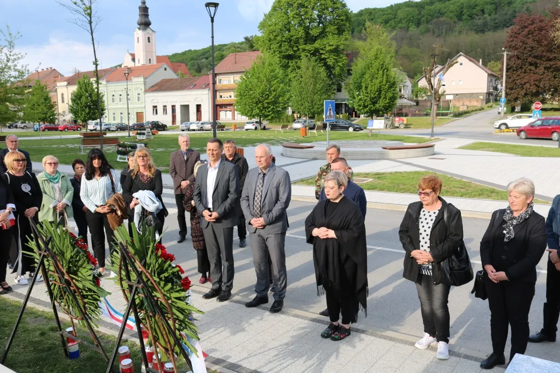 Fotografija uz članak „27. OBLJETNICA VRO „BLJESAK“ Odavanjem počasti i koncertom započelo obilježavanje“
