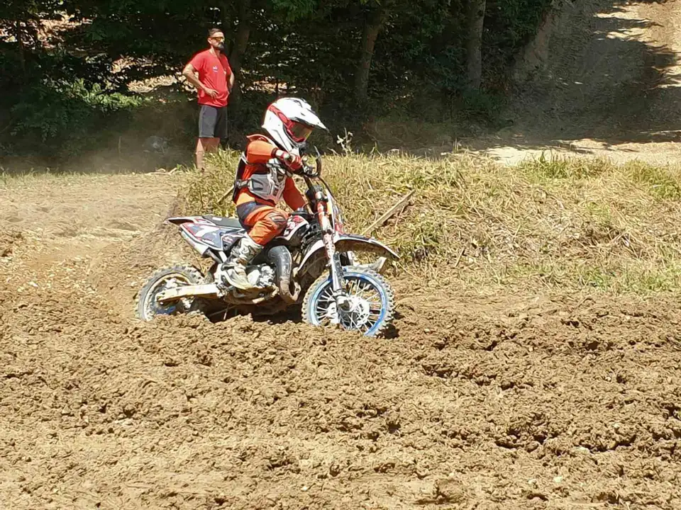 Fotografija uz članak „MOTOCROSS: MK PAKRAC-LIPIK Zapaženi nastupi naših vozača“