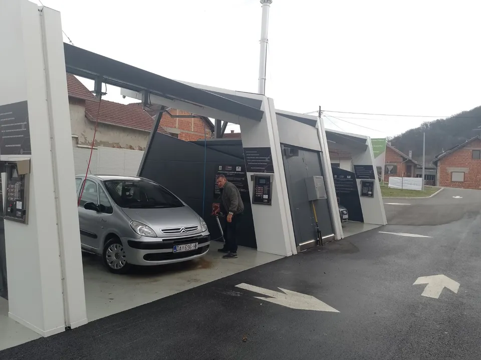 Fotografija uz članak „METALKO D.O.O. Otvorena nova samoposlužna autopraonica“