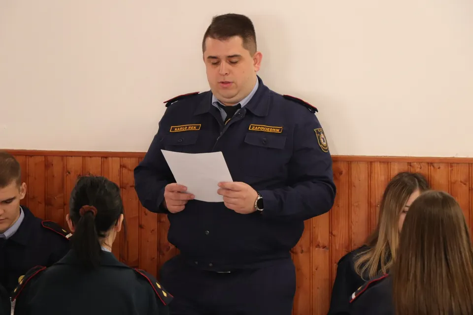 Fotografija uz članak „SKUPŠTINA DVD V. BANOVAC Karlo i Mateo Rek preuzeli zapovjedničke štafete“