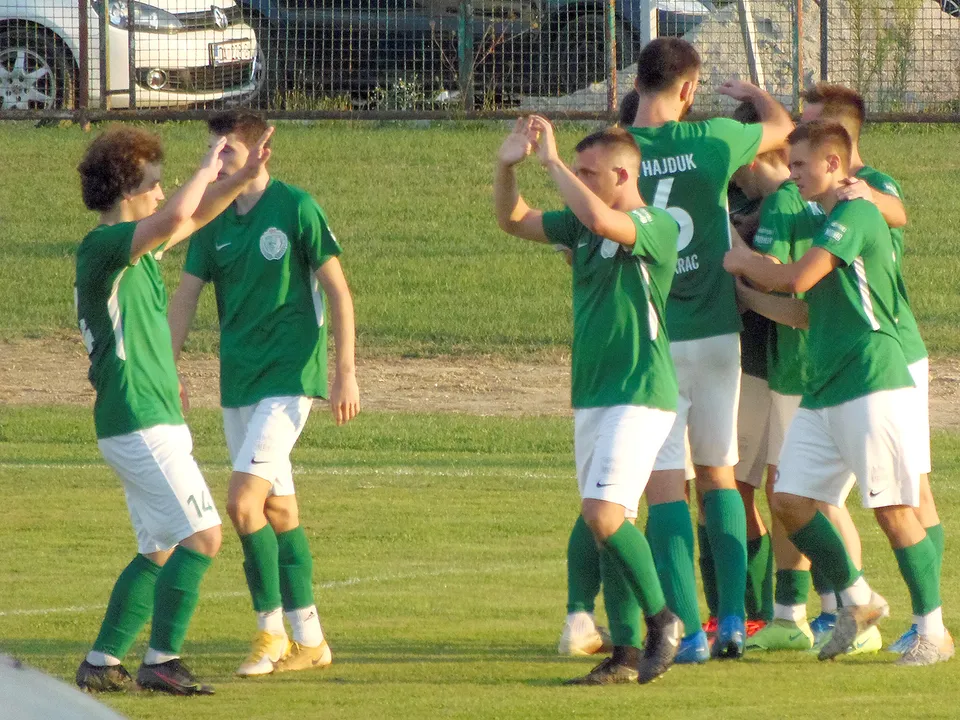 Fotografija uz članak „MŽNL: DERBI HAJDUKA I LIPIKA Remijem svi zadovoljni“