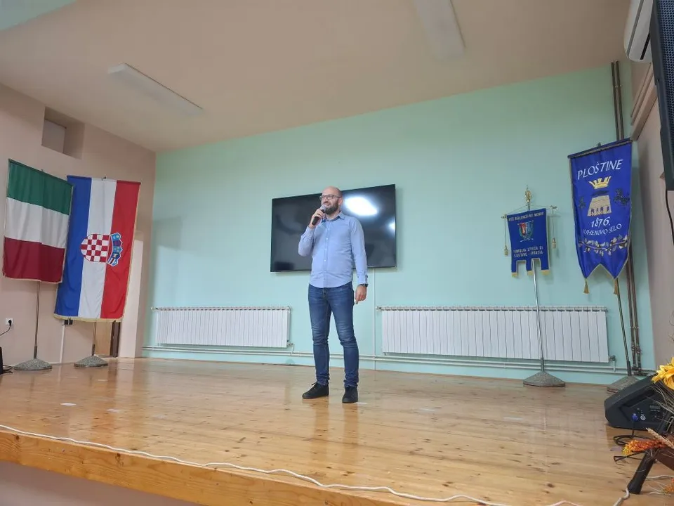 Fotografija uz članak „JESEN U NAŠEM KRAJU Talijani u Ploštinama proslavili jesen kroz tradiciju, glazbu i konjske specijalitete“