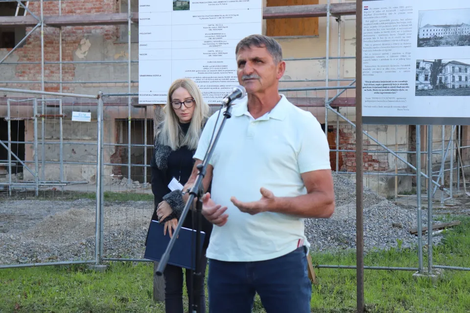 Fotografija uz članak „NAJHUMANIJA AKCIJA U DOMOVINSKOM RATU 34. obljetnica evakuacije pacijenata i medicinskog osoblja iz pakračke bolnice“