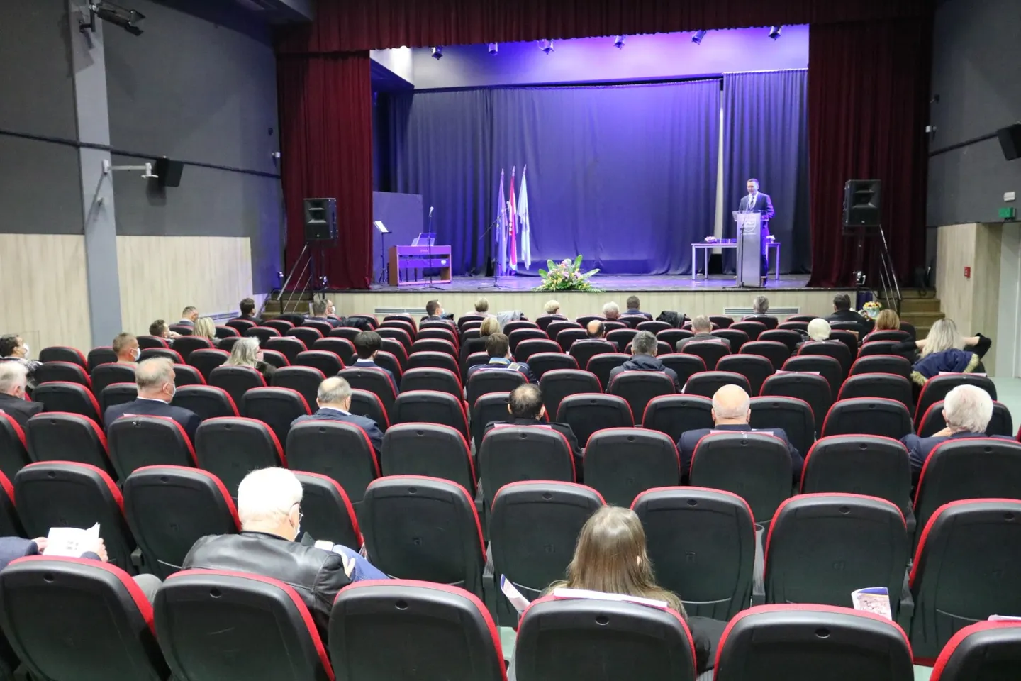 Fotografija uz članak „SVEČANA SJEDNICA GRADSKOG VIJEĆA PAKRAC: Projekti su pokazatelji razvoja i dobrih odnosa“