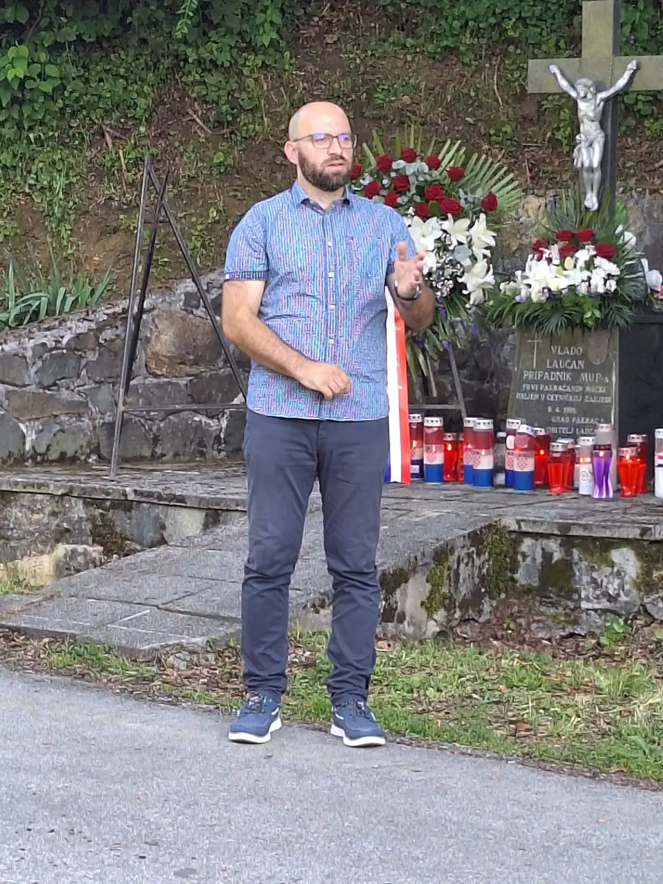 Fotografija uz članak „TORANJSKI PUT 35. obljetnica ubojstva Vlade Laučana“