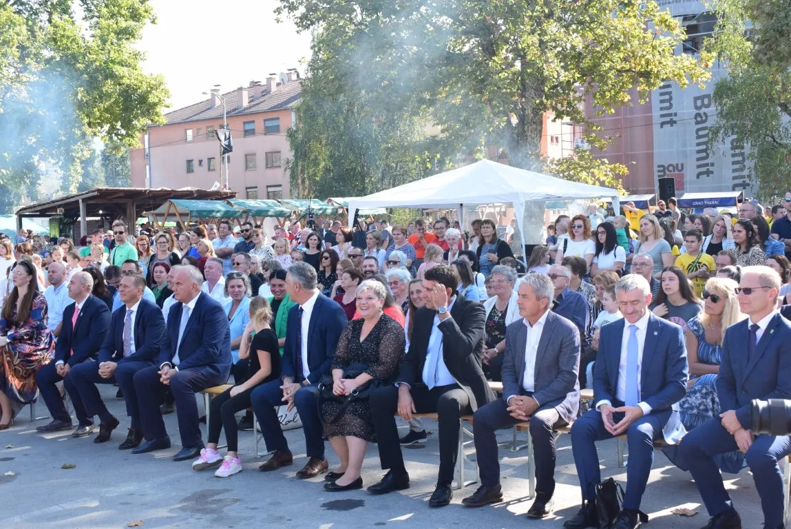 banovac glavna