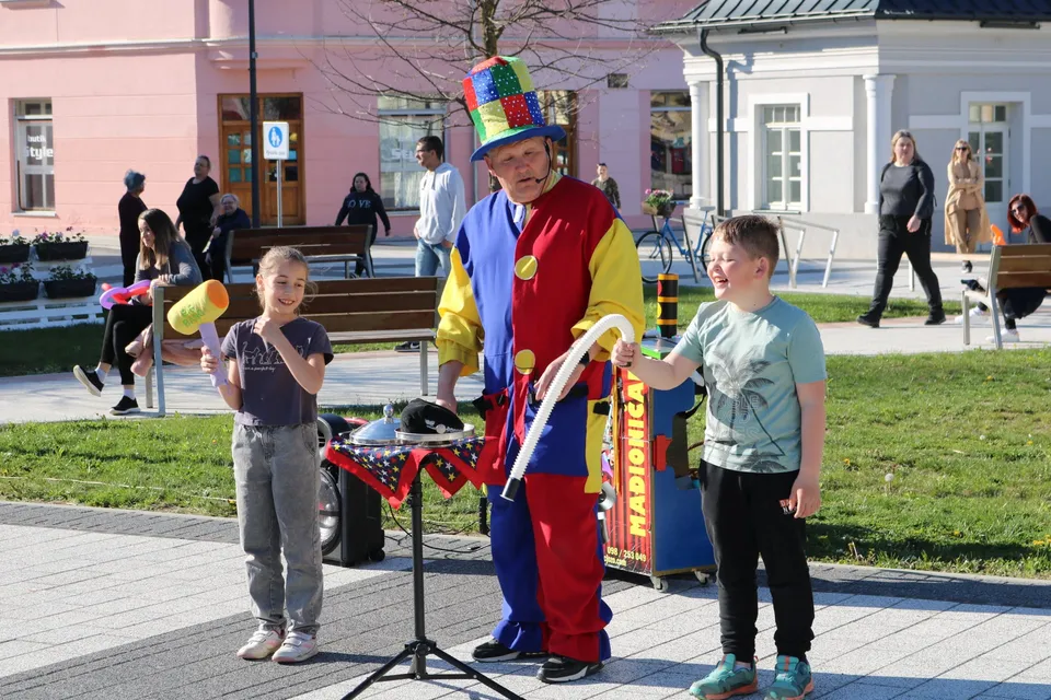 Fotografija uz članak „ODRŽANA POTRAGA ZA PISANICAMA Prava dječja poslastica uoči Uskrsa“