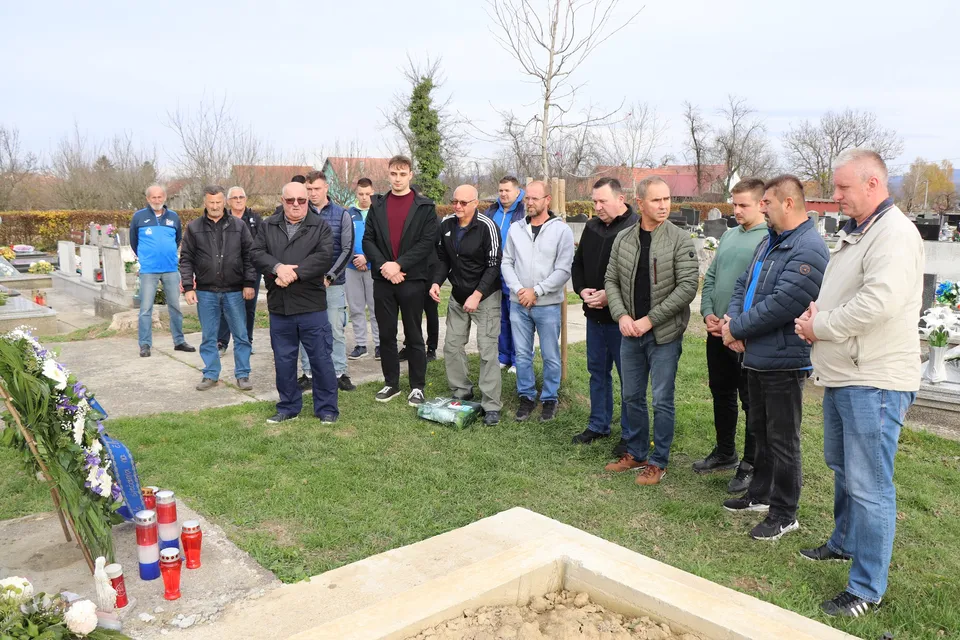 polaganje vijenaca baldjevina