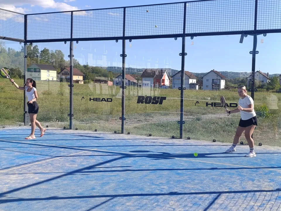 Fotografija uz članak „ZAVRŠEN PADEL TURNIR Slavili V. Jirasek i Z. Krucki“