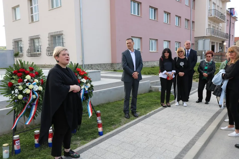 Fotografija uz članak „27. OBLJETNICA VRO „BLJESAK“ Odavanjem počasti i koncertom započelo obilježavanje“