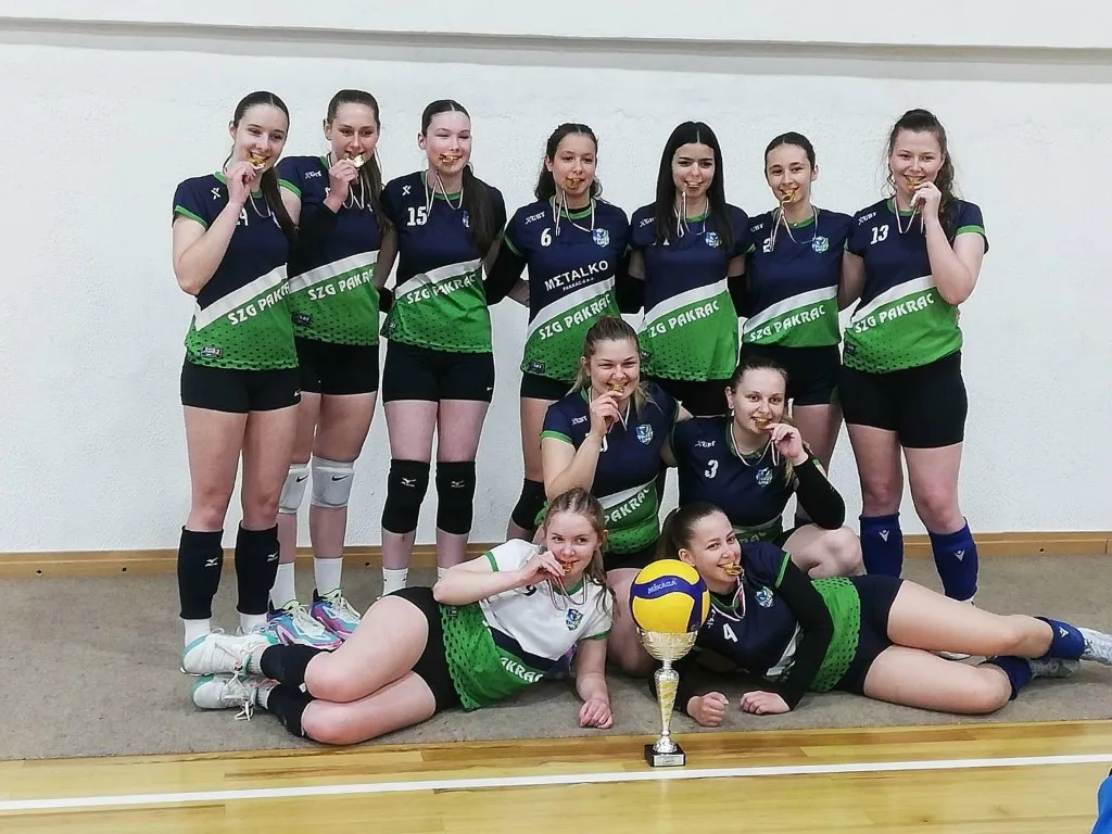seniorke volley li pe naslovna