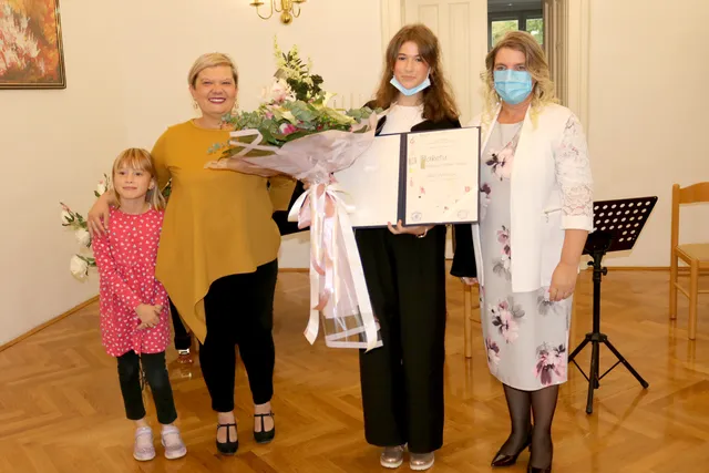 Fotografija uz članak „OGŠ PAKRAC Natei Perinović uručena nagrada "Marko Turčan"“