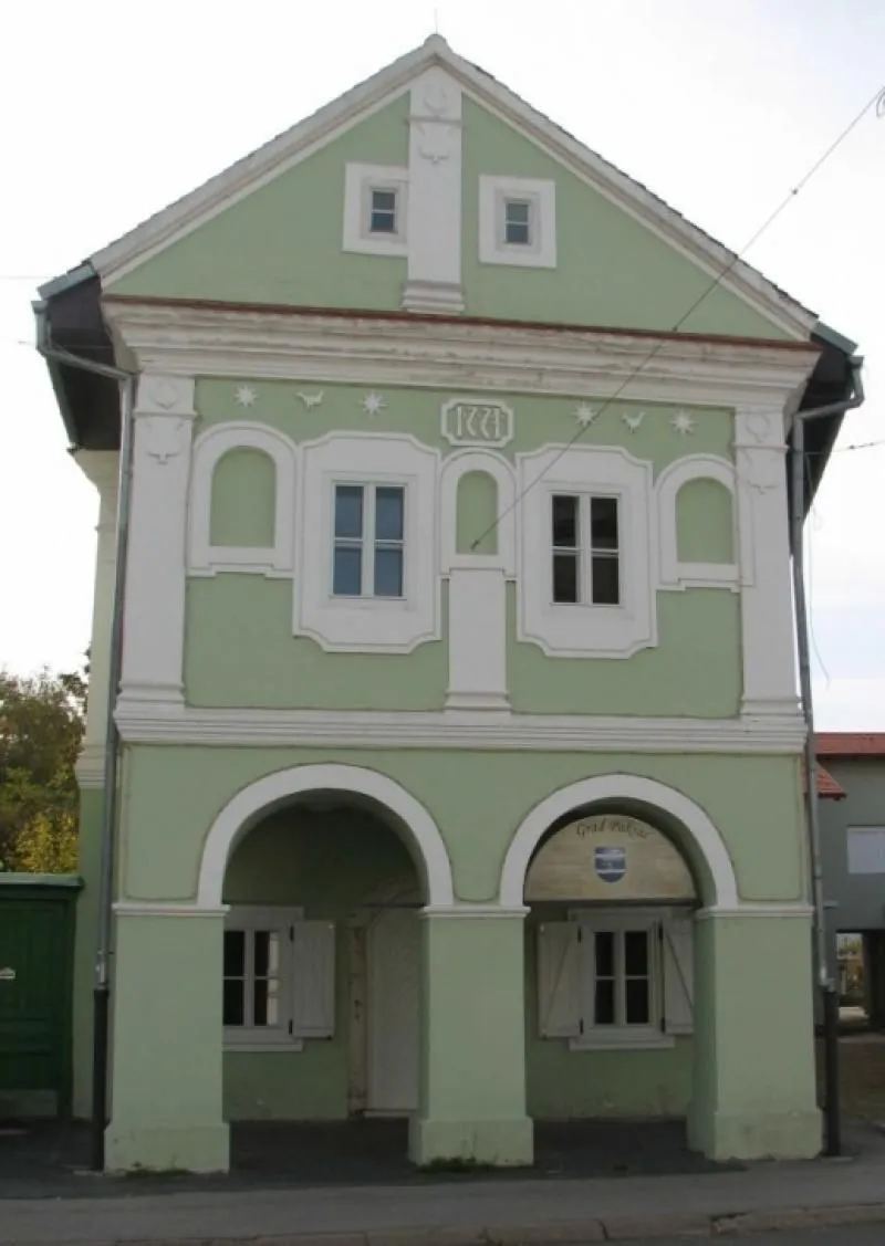 pakrac stara vijecnica