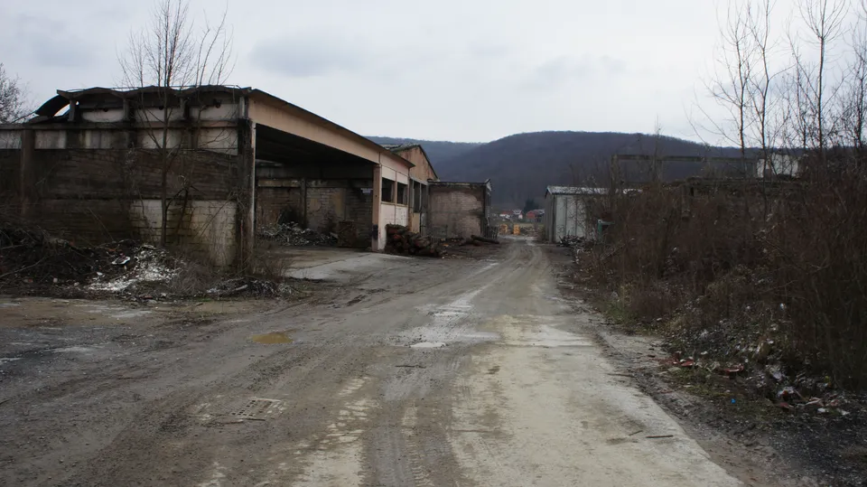 ruševina 2