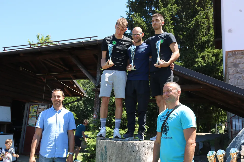 Fotografija uz članak „1. OMANOVAC TRAIL UTRKA Na premijeri slavila Štrbac, Demartini na postolju“