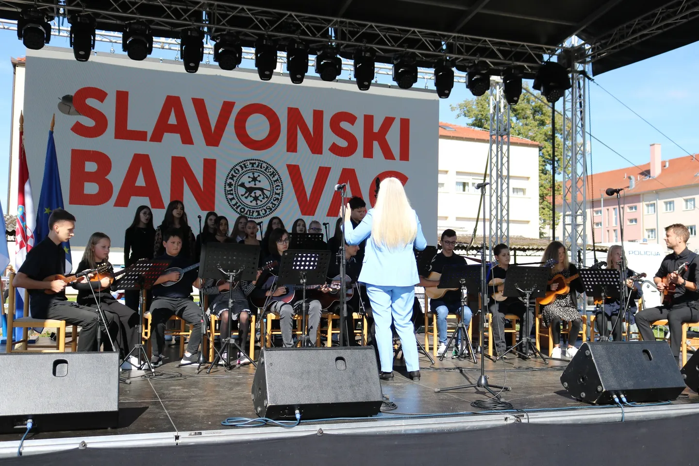 naslovna